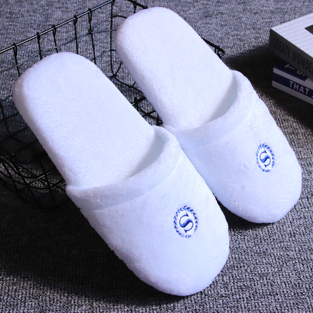 6-Hotel-Luxury-Slipper