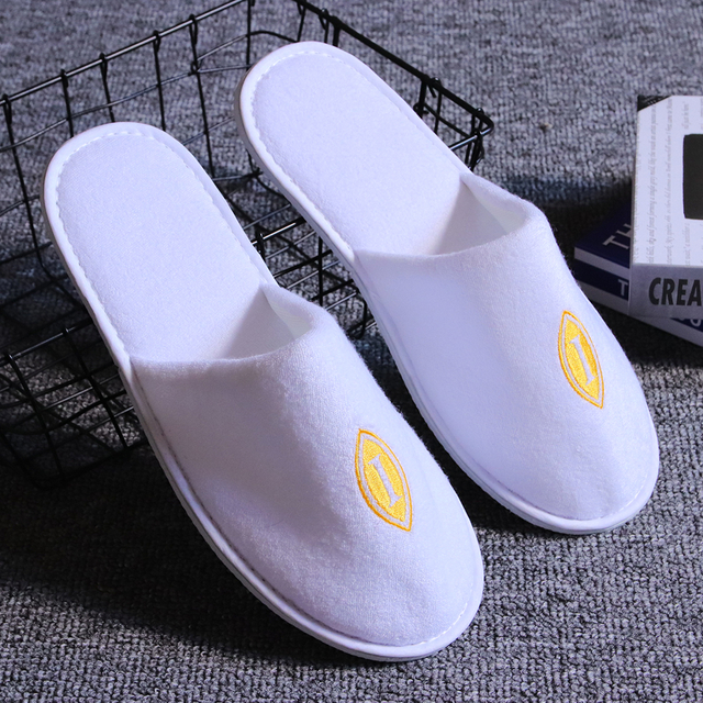 4-Hotel-Terry-Slipper