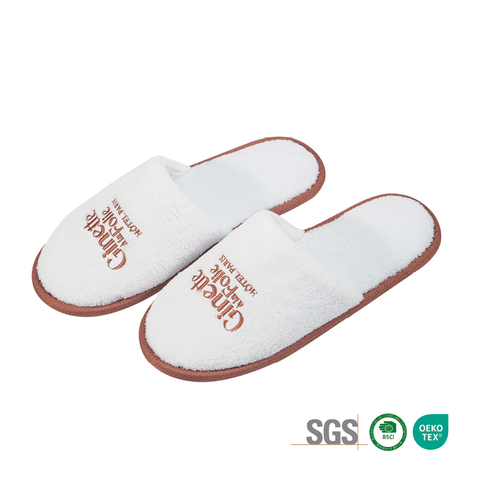 OEM Coral Fleece Spa Slippers Vintage Trim Non‑Slip Luxury Guest Slippers Manufacturer